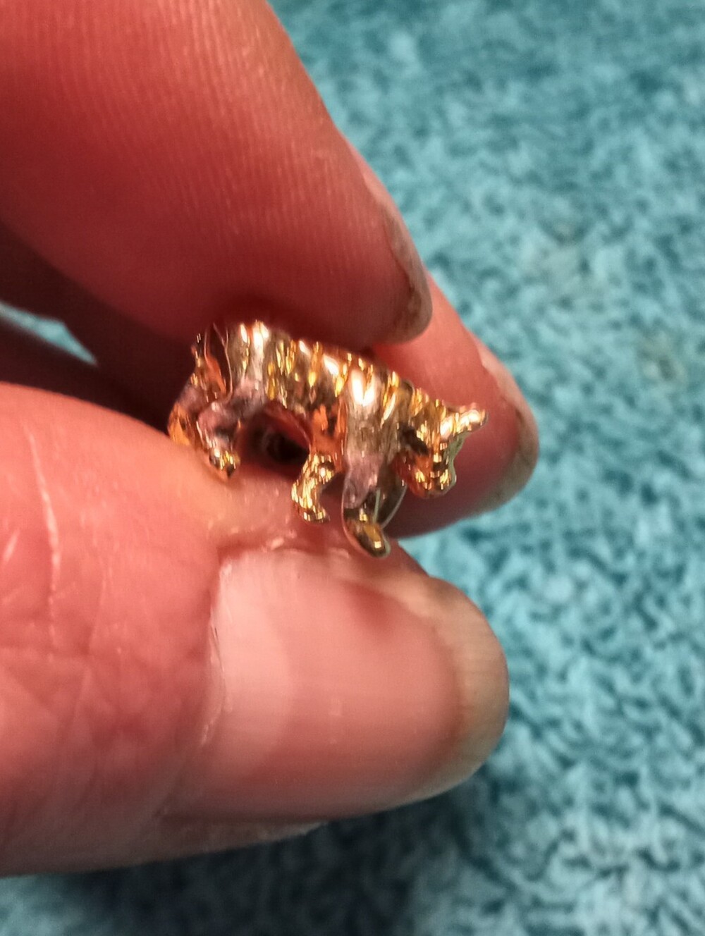 Gold-Tone Tiger Miniature Pin Brooch - Decorative Small Pet Accessory